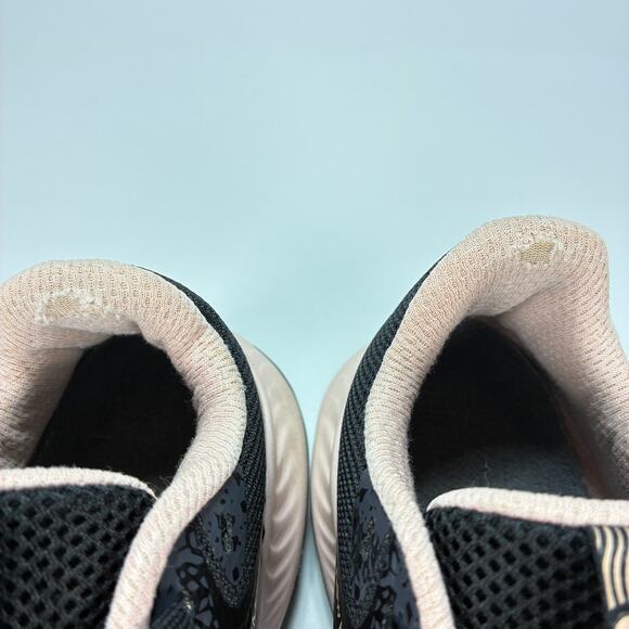 New Balance DynaSoft Nitrel V5 Black Pink Running Shoes Sneakers Women's Size 7 - Picture 8 of 11